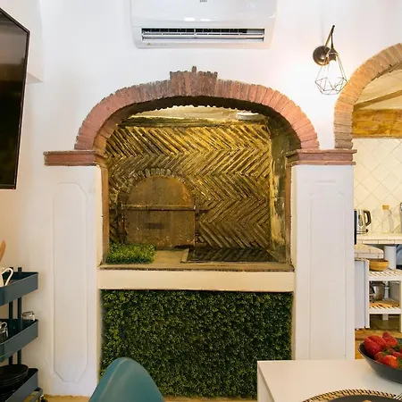 Armada Square By Altido Apartment